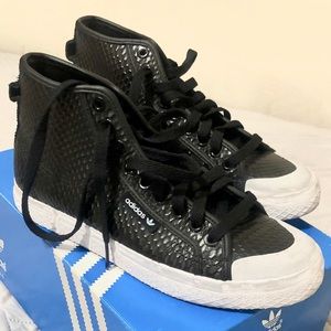 Adidas Honeycomb Sneakers